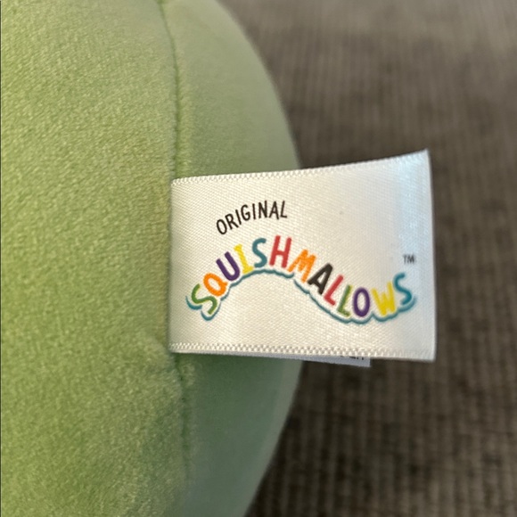 Squishmallows butterfly with Floral Crown 8โ silver sparkly wings possibly a bee - Picture 6 of 10